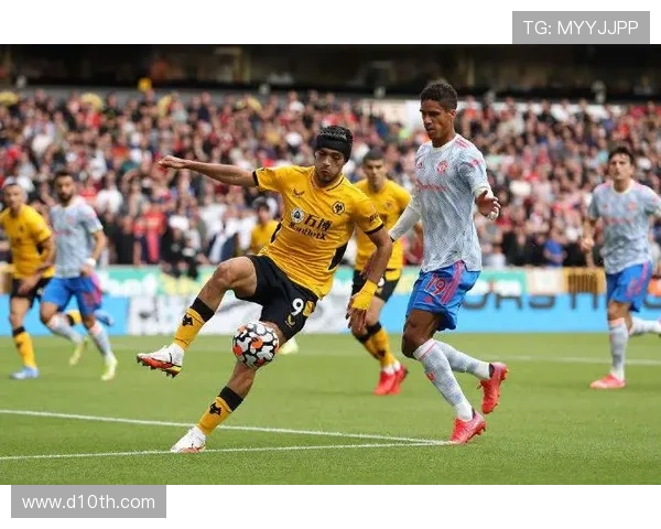 瓦拉内比赛影响力持续提升,防守表现稳健 瓦拉内比赛影响力持续提升,防守表现稳健