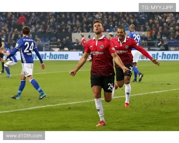 图卢兹近期比赛表现稳健,攻防两端展现持续提升态势 图卢兹近期比赛表现稳健,攻防两端展现持续提升态势