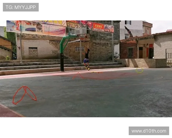 三步上篮时投篮动作如何判定？这里有新手常犯的错误和正确示范